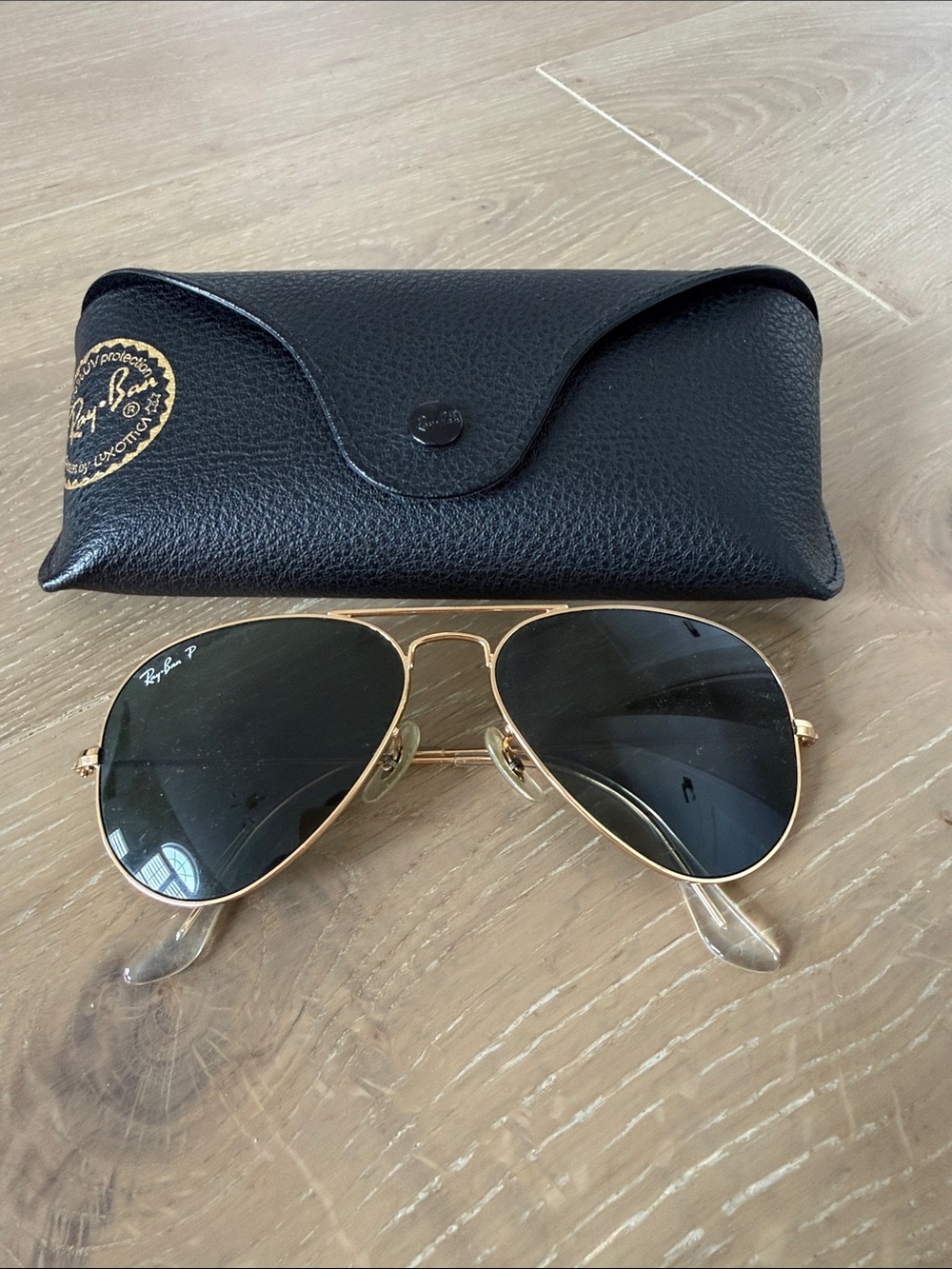 Ray-Ban Gold Frame Black Lens Aviator Sunglasses